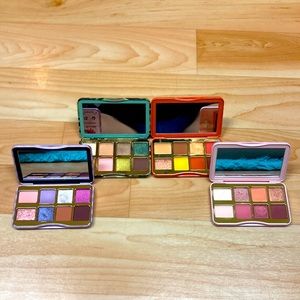 bundle of 4 too faced mini palettes